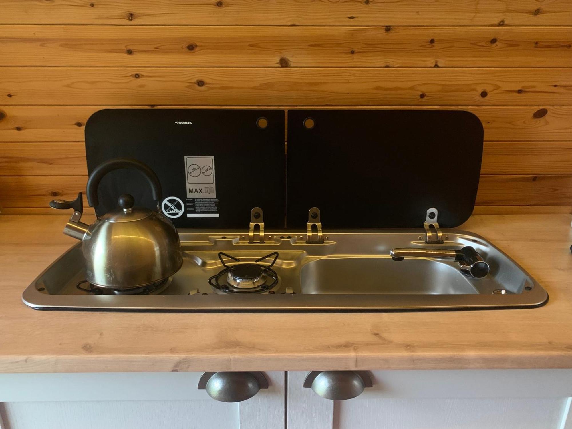 Готель Ceridwen Glamping, Double Decker Bus And Yurts Llandysul Екстер'єр фото