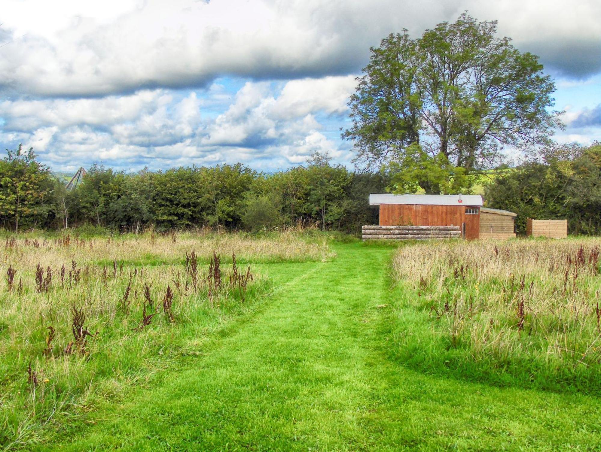 Готель Ceridwen Glamping, Double Decker Bus And Yurts Llandysul Екстер'єр фото